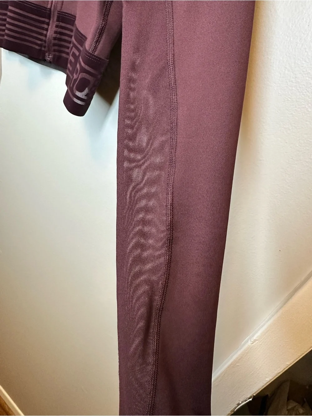 Nike Dri-FIT Cropped Zip Jacket in Burgundy